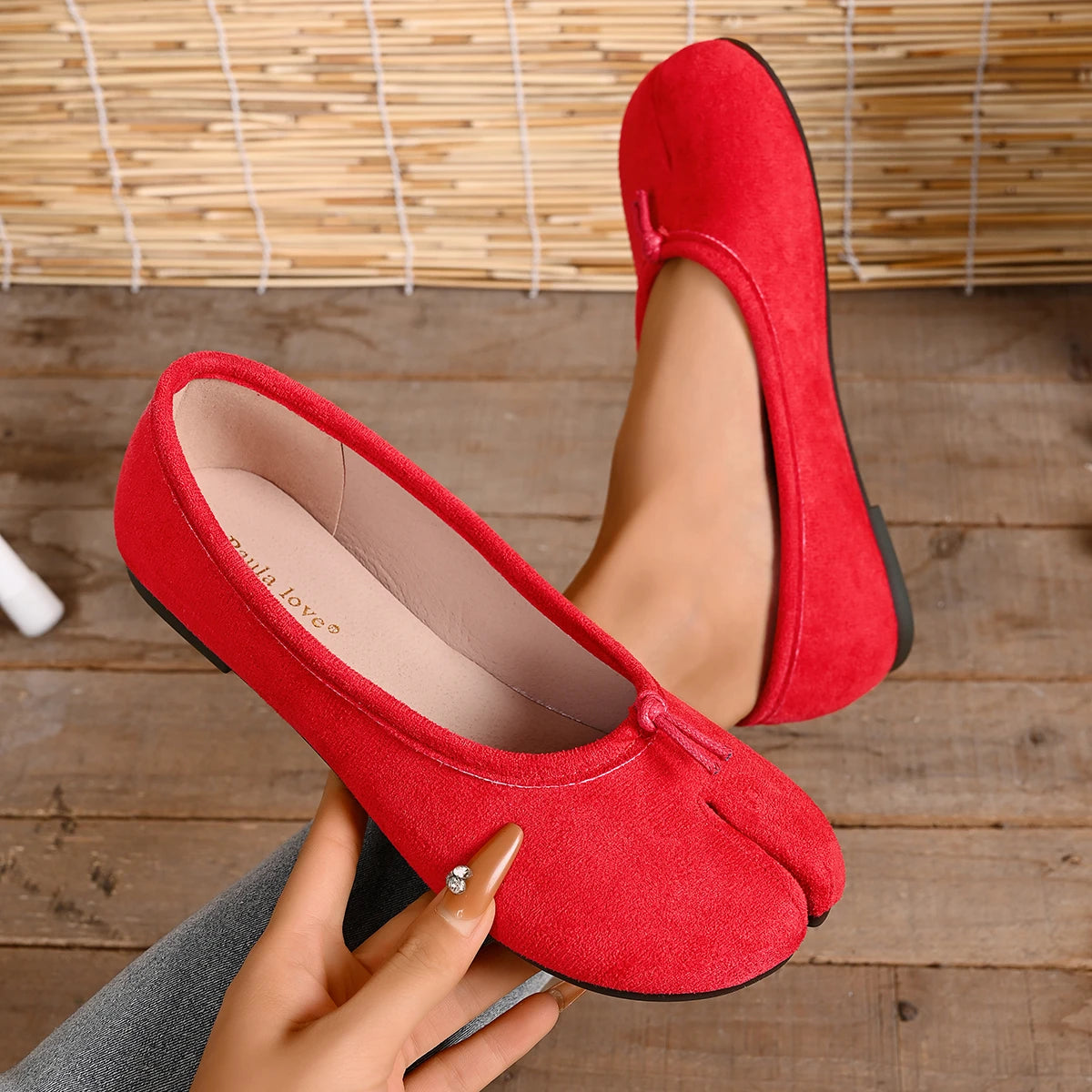Women Tabi Split Toe Foldable Ballet Flats Suede Like Slip‑On Soft Flexible Flat Shoes Retro Casual Daily Walking Shoes