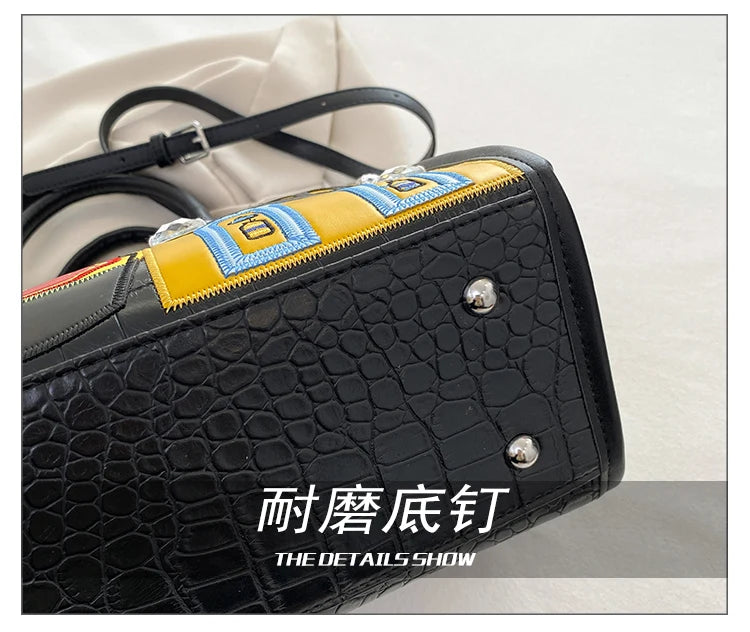 Design Patchwork Zipper 2026 Hot Sale Women's Bags Retro High Quality Women's Bags PU New Personality Stylish Shoulder Bags
