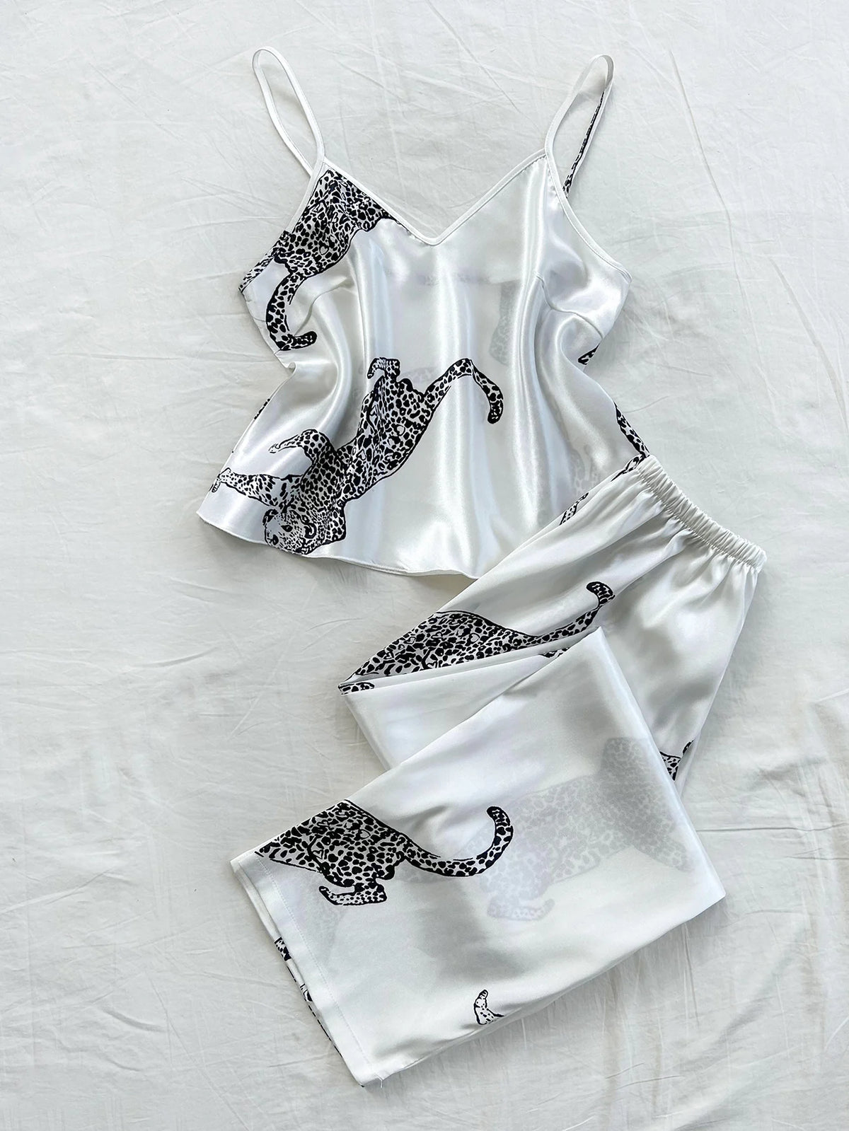 Women Sleepwear Summer Ice Silk Stain Comfortable 2pcs Pajamas Set V Neck Leopard Print Tops and Long Pants Loungewear