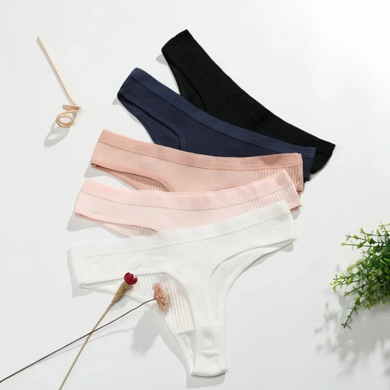 1PC Cotton Panties Sexy Low Waist Thongs Women G-string Female Underpants Solid Color Comfortable Girls Lingerie M-XXL