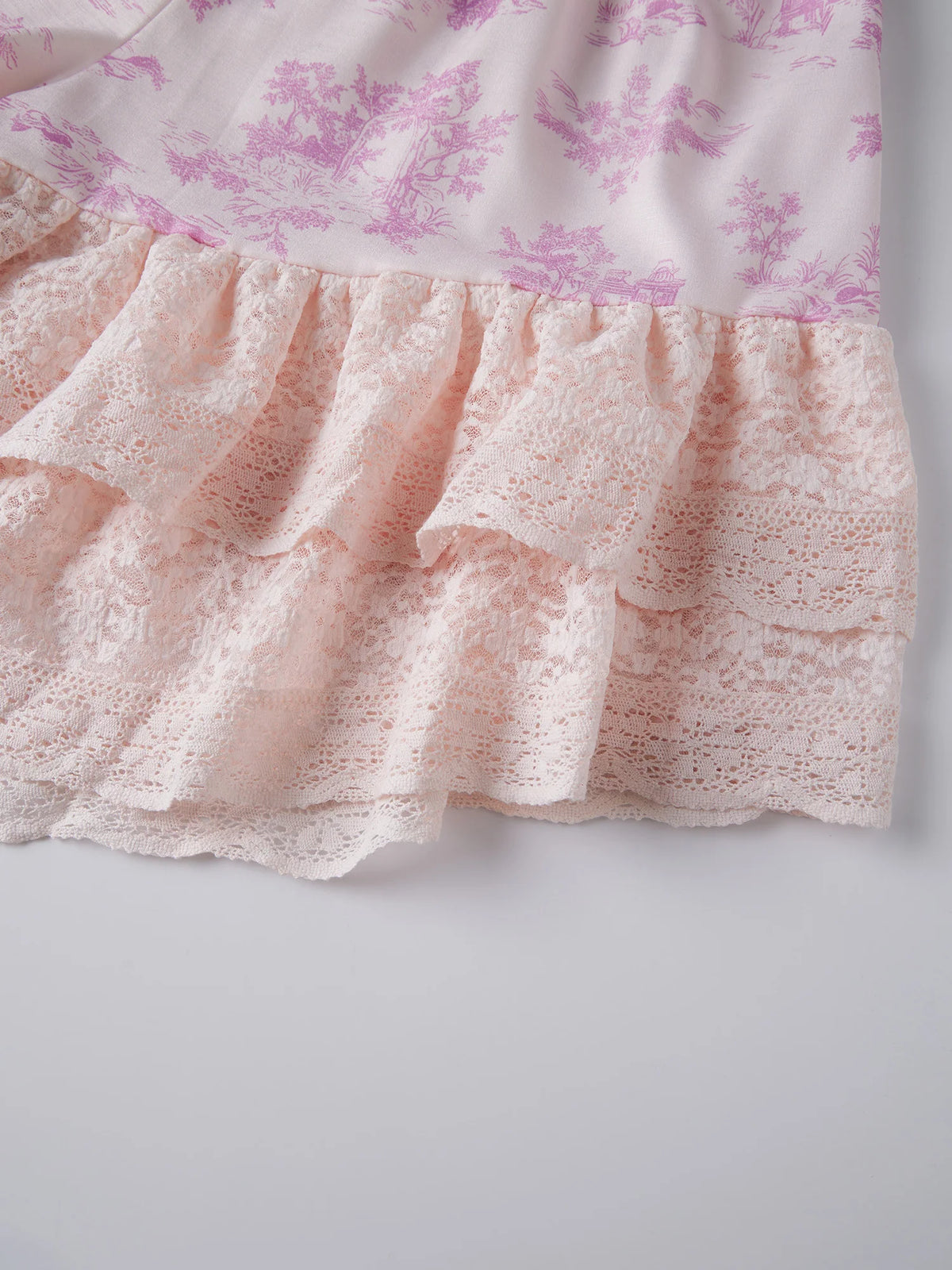 Women's Summer Bloomer Shorts Knee Length Floral Print Drawstring Elastic Waist Lace Trim Patchwork Casual Coquette Shorts