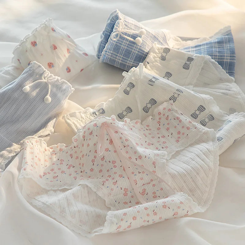 1 Pack Cotton Floral Print Ruffled Panties Women's Mid Waist Underwear Kawaii Briefs Cotton Lingerie Skin-friendly M-XL