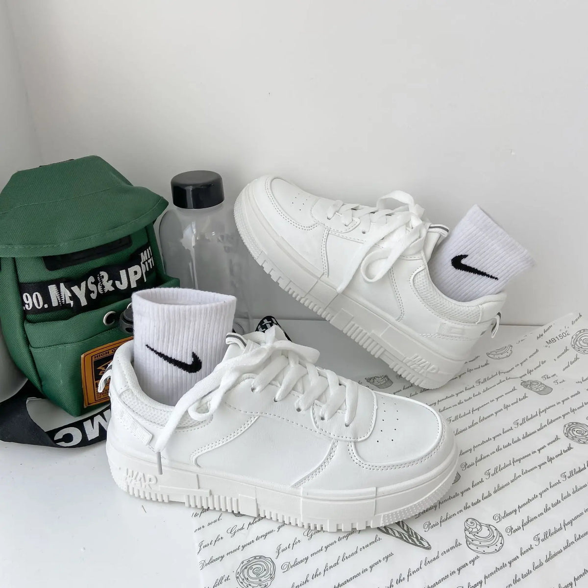 2022 Fashion Spring New Designer Hot Sale White Shoes Female Platform Sneakers Women Tenis Feminino Casual Female Shoes Woman