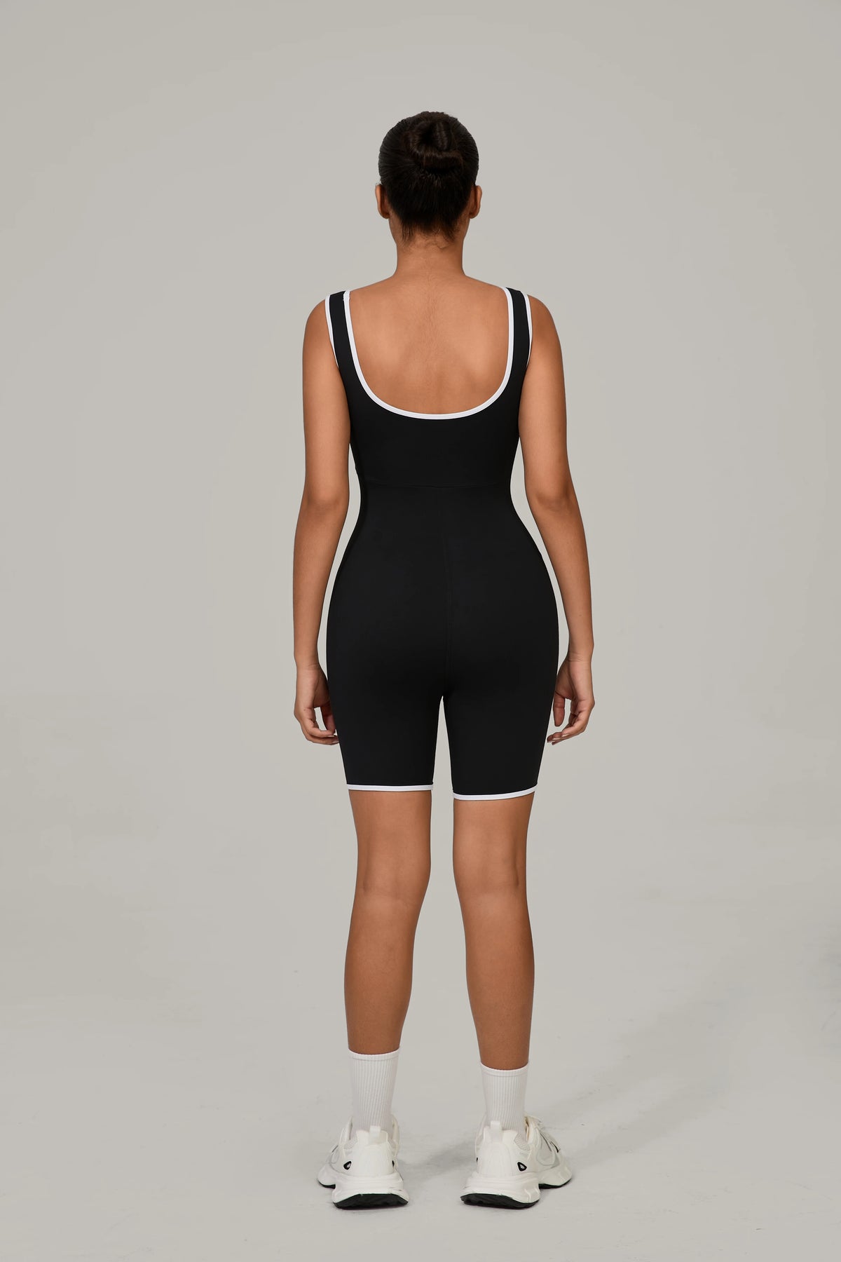 Women's Sports Jumpsuit Yoga Fitness Combination Lift Buttocks Bare Back High Elasticity Gym Sexy Sports Jumpsuit Gym Romper