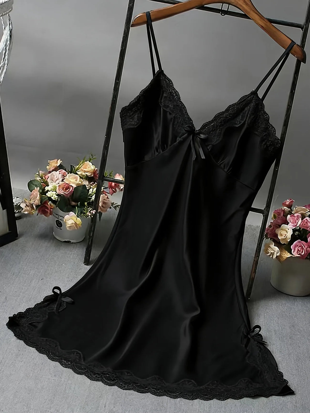 Women Satin Nightdress Lace Trim Slip Dress Sexy Spaghetti Strap Sleepwear Silky Smooth Nightgown Elegant Lingerie Home Wear