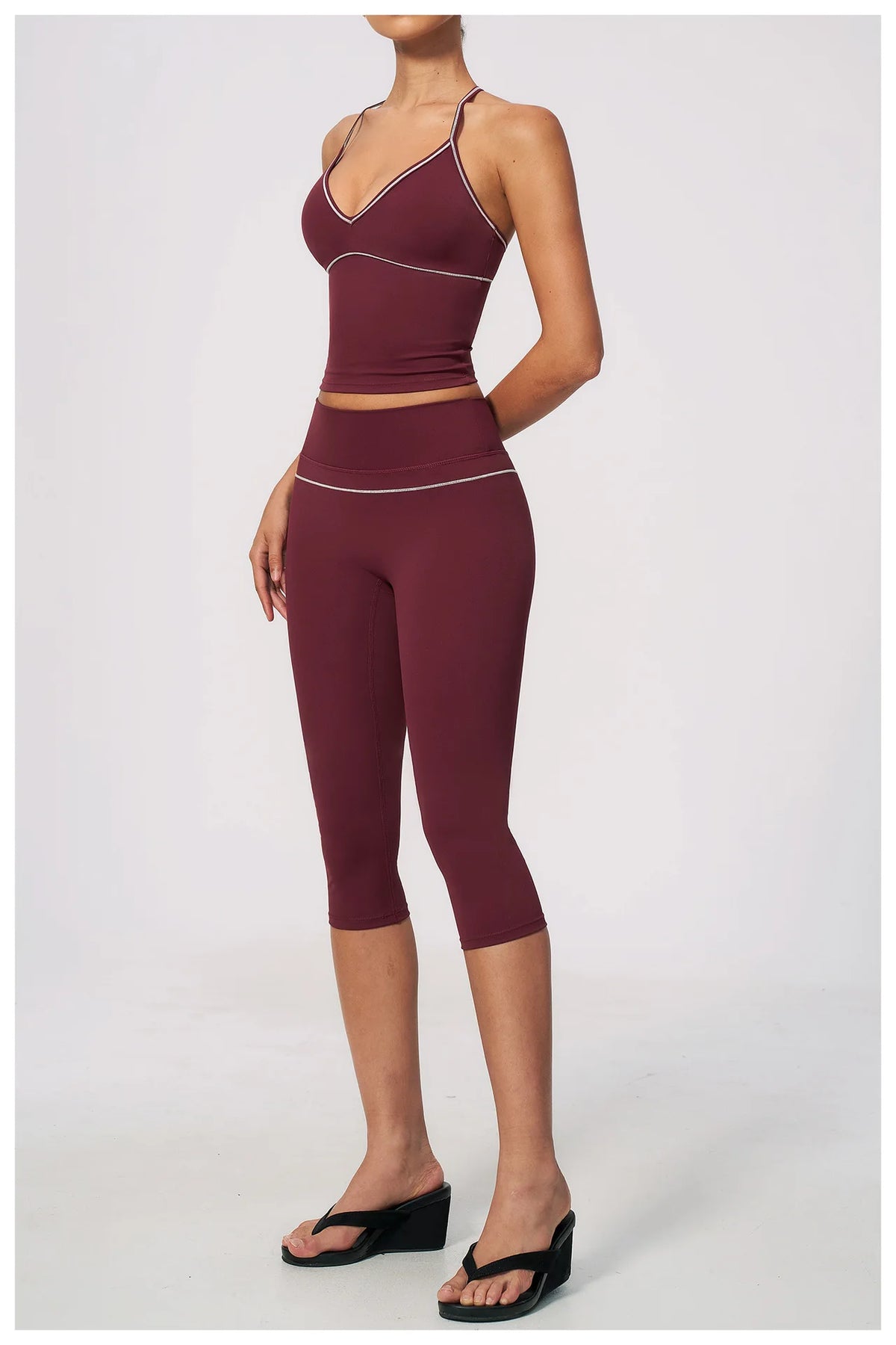 Summer Color Blocking Yoga Suit Women Tracksuit Hanging Neck V Neck Slim Sports Vest Tight Hip Lifting Capri Pants Fitness Sets