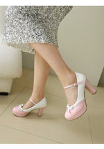 Plus Size Crossed Thin Ribbon Bow Shallow High-Heeled Shoes Patent Leather Splicing White PU Sweet Lolita Style Pumps