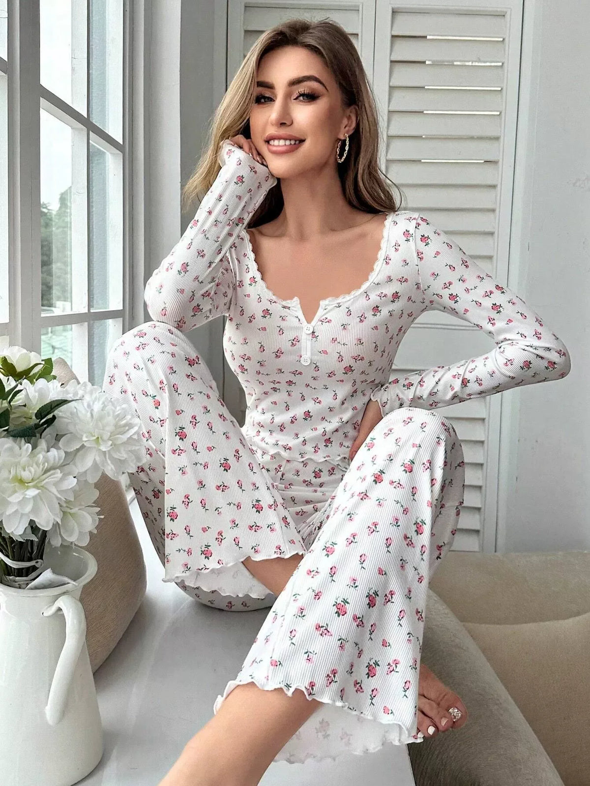 Spring Summer Sleepwear Women's Pajamas Floral Print Lettuce Trim Pajamas Set Tops and Long Trousers Loungewear Nightwear