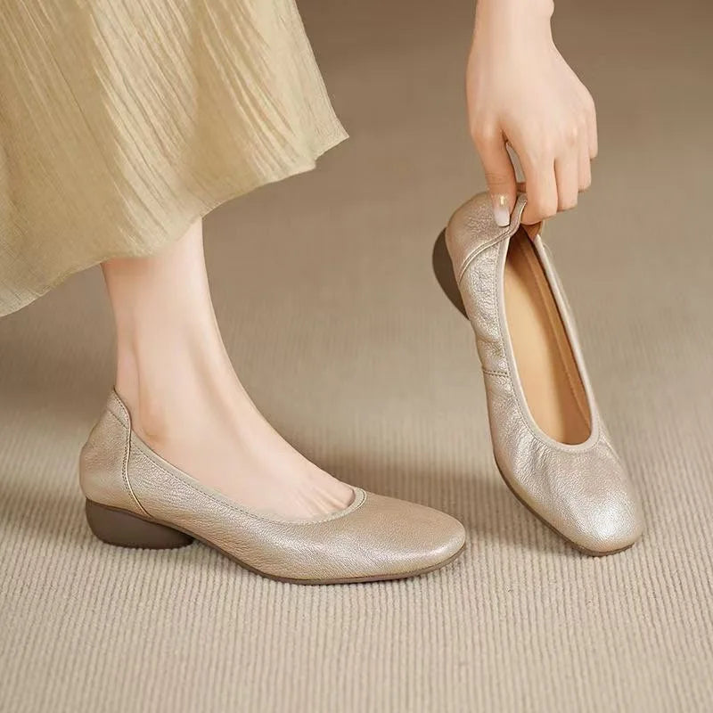 Comfortable Commuting Leather Shoes, French Style Shallow Low-Heel Single Shoes, Popular Women's 2026, Soft Sole Granny Shoes