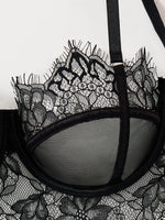 Ladies Sexy Lace Underwear Set Lace Flower Embellished Bra And G-string Sexy Feminine Briefs for Women