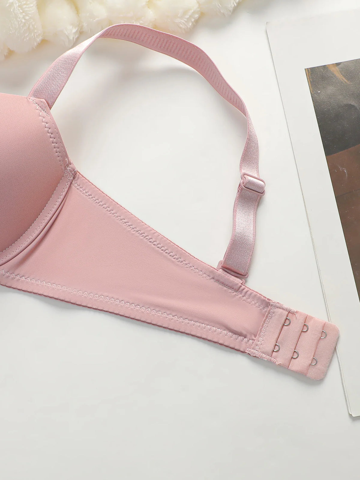 Thickened bra set gathering and bursting solid color set suitable for wearing sexy women's underwear with small breasts B2051