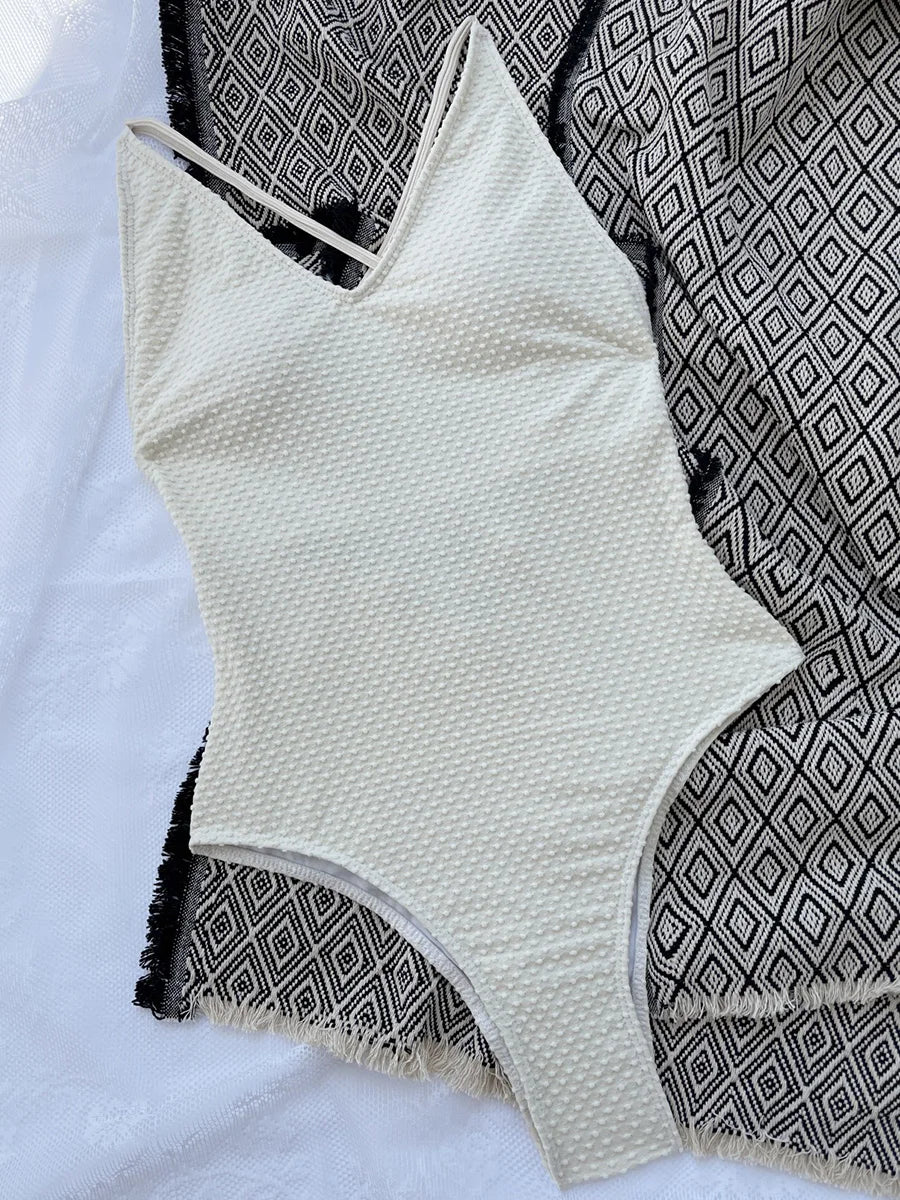 S - XXL V Neck Scrunch Butt Female Swimwear One Piece Swimsuit Women Backless Monokini High Cut Leg Bathing Suit Swim Bodysuit