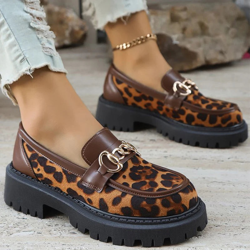 Retro Suede Leopard Loafers Shoes for Women Metal Decoration Round Toe Women's Loafers Casual Chunky Platform Shoes Lady