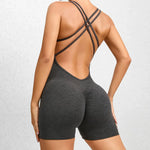 Seamless Yoga Jumpsuits Sports Fitness Pleated Peach Hip-lifting Beauty Back Dance Jumpsuit Workout Gym Shorts Set for Women