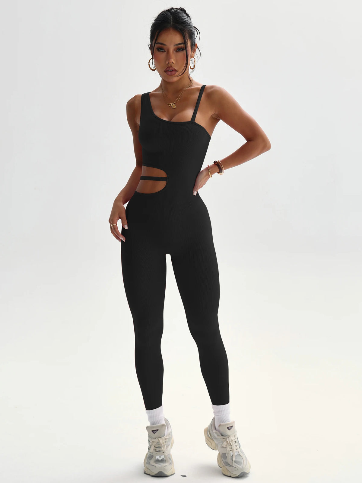 Beautiful back design, sexy one-piece yoga leggings, suitable for women's breathable quick-dry sports bodysuits