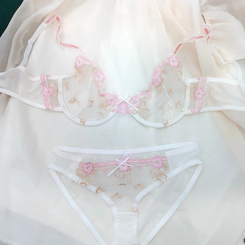 Pure Wind Ultra-thin Lace Underwear Women's Big Chest Small with Underwire Sexy Retraction Breast Support Breathable Bra Set ABC