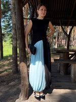 FDYOUI Elegant Solid Color Pleated Skirts for Women 2026 Chic High Slit Long Skirt High Street Office Lady Vacation Party Dress