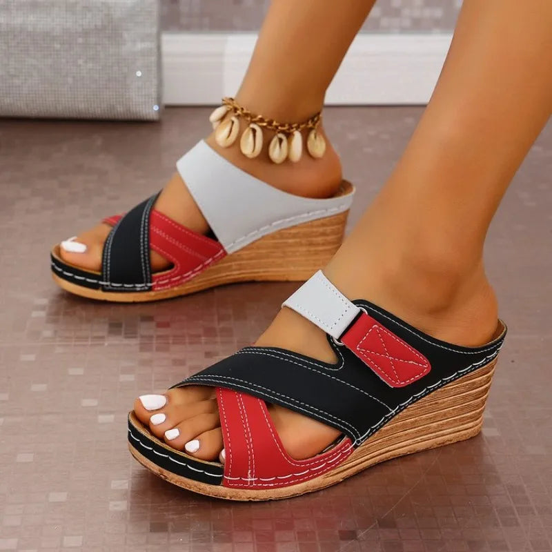 Wedges Slippers Female 2026 Summer New Fashion Shoes for Women Luxury Designer Outdoor Beach Platform Slippers Zapatos De Mujer