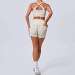 Seamless Yoga Sets Sports Fitness Peach Hip-lifting Pocket Shorts Cross Beauty Back Vest Suits Workout Gym Shorts Sets for Women