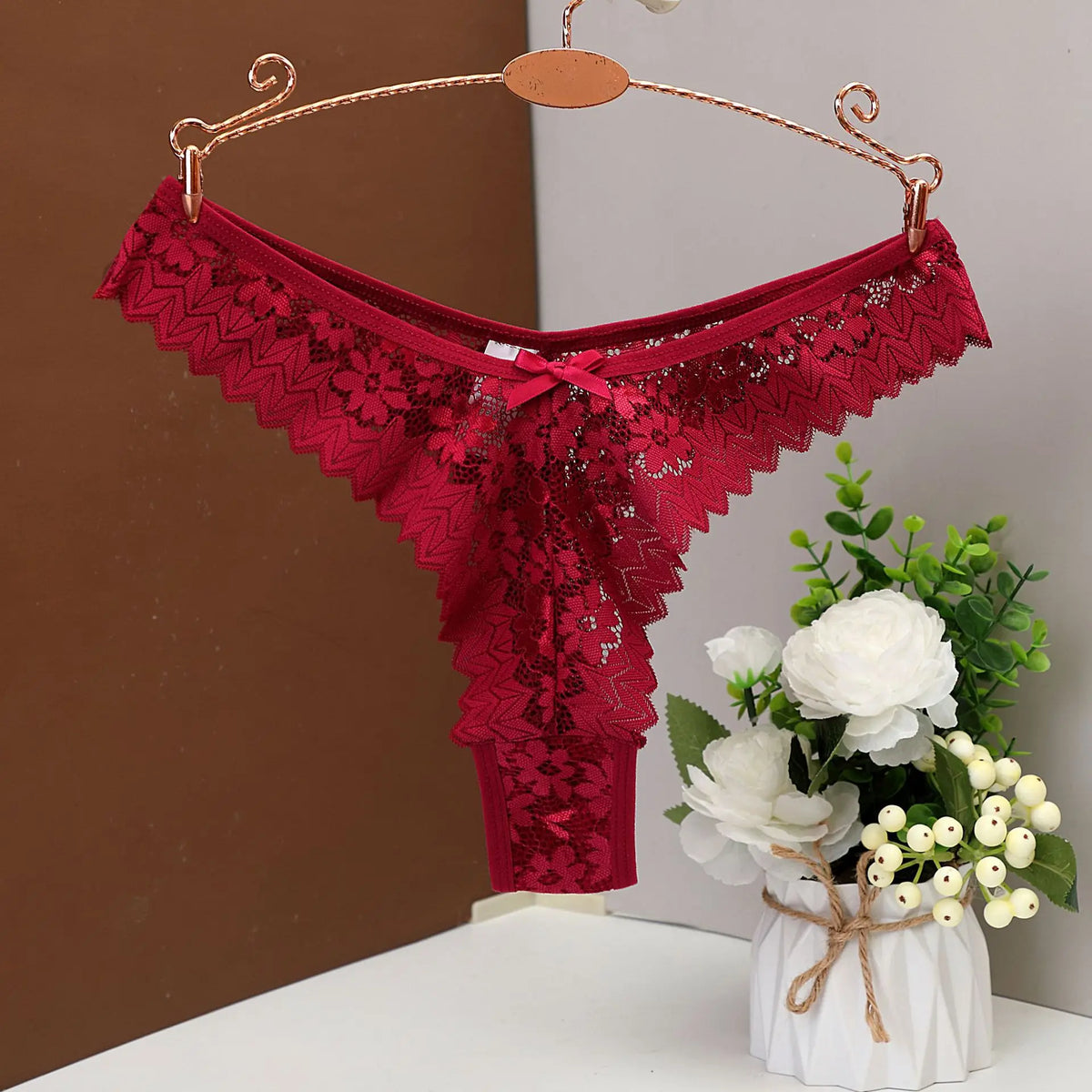 Women's Panties Sexy Lace T Back Woman G-String Solid Mid Waist Hollow Out Thong Transparent Underwear V-shape Girl Erotic Panty