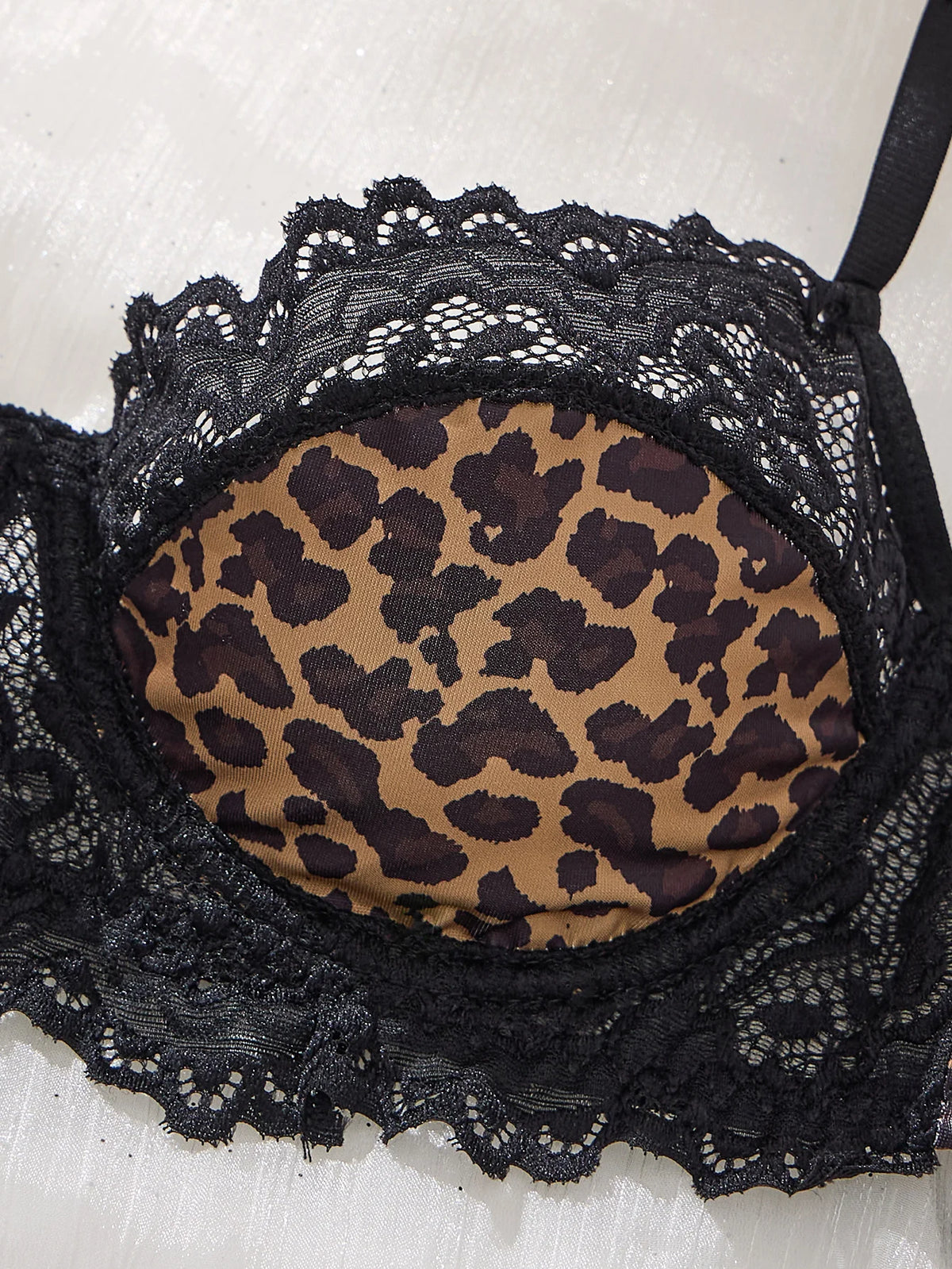 Classic Leopard Print Black Lace Lingerie Set Underwire Bra With Matching Thong Women Sexy Intimates ZA825182