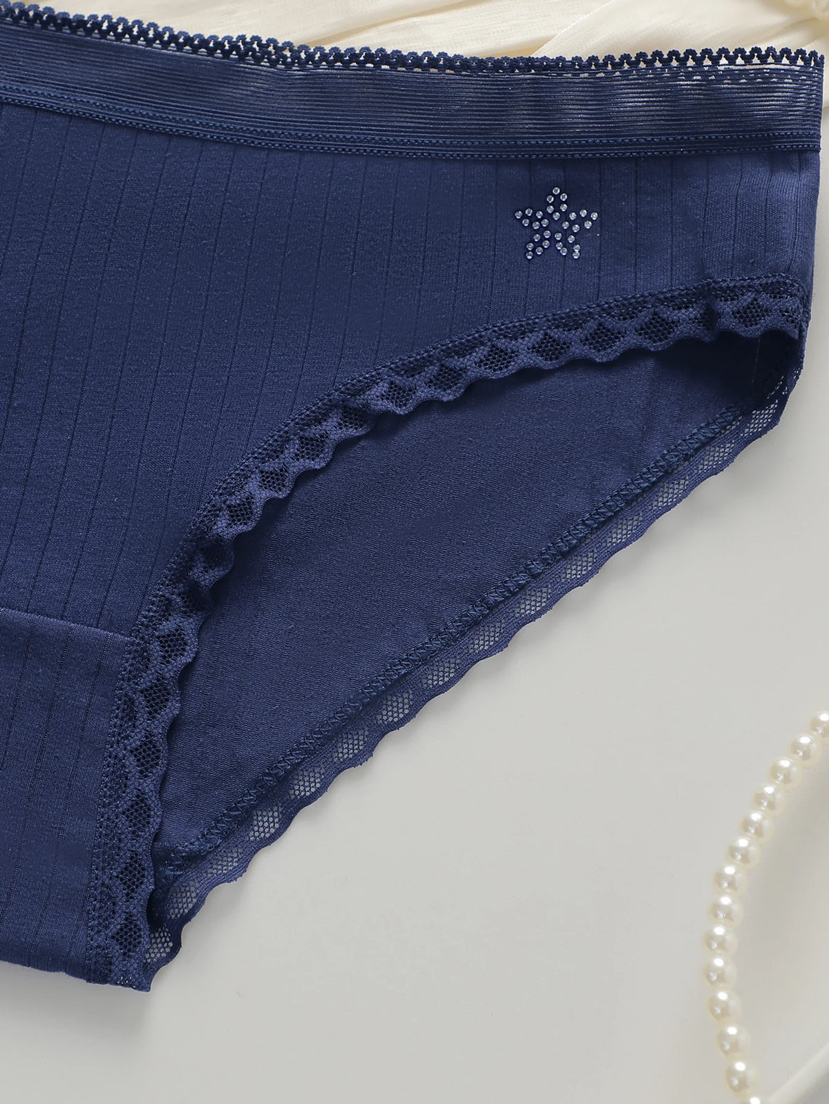 Women Ribbed Cotton Briefs Lace Trim Mid Waist Panties Soft Breathable Rhinestone Star Decor Ladies Daily Basic Underwear W134
