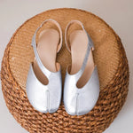 2026 Women's Back Trip Strap Casual Single Shoes Split Toe Trotter Baotou Sandals