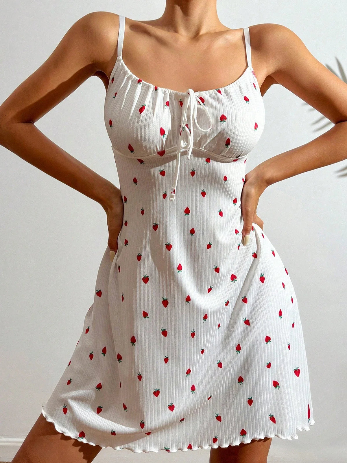 Women’s Heart Print Nightdress Sexy Spaghetti Strap Pajama Dress Sleeveless Lace-Up Cute Slim Fit Sleepwear
