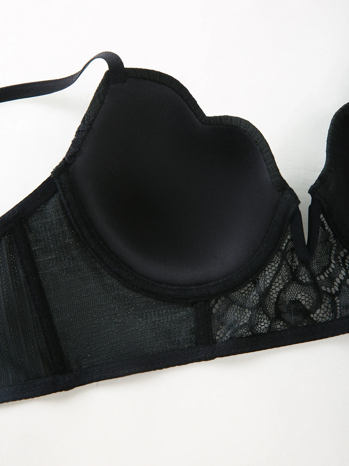 Sexy Lace Women's Bra with Patterned Engraved Cups Deep V Minimizer Bra Underwire Push-Up Stylish Ladies Intimate Underwear