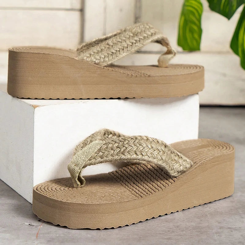 Straw Rope Weave Wedge Flip Flops Women Lightweight Thick Bottom Beach Slippers Woman 2025 Summer Clip Toe Platform Sandals