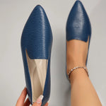 Summer Large Size 43 Women Shoes 2025 Simple Lightweight Flat Shoes Women Pointed Non Slip Soft Sole Casual Shoes Women Loafers