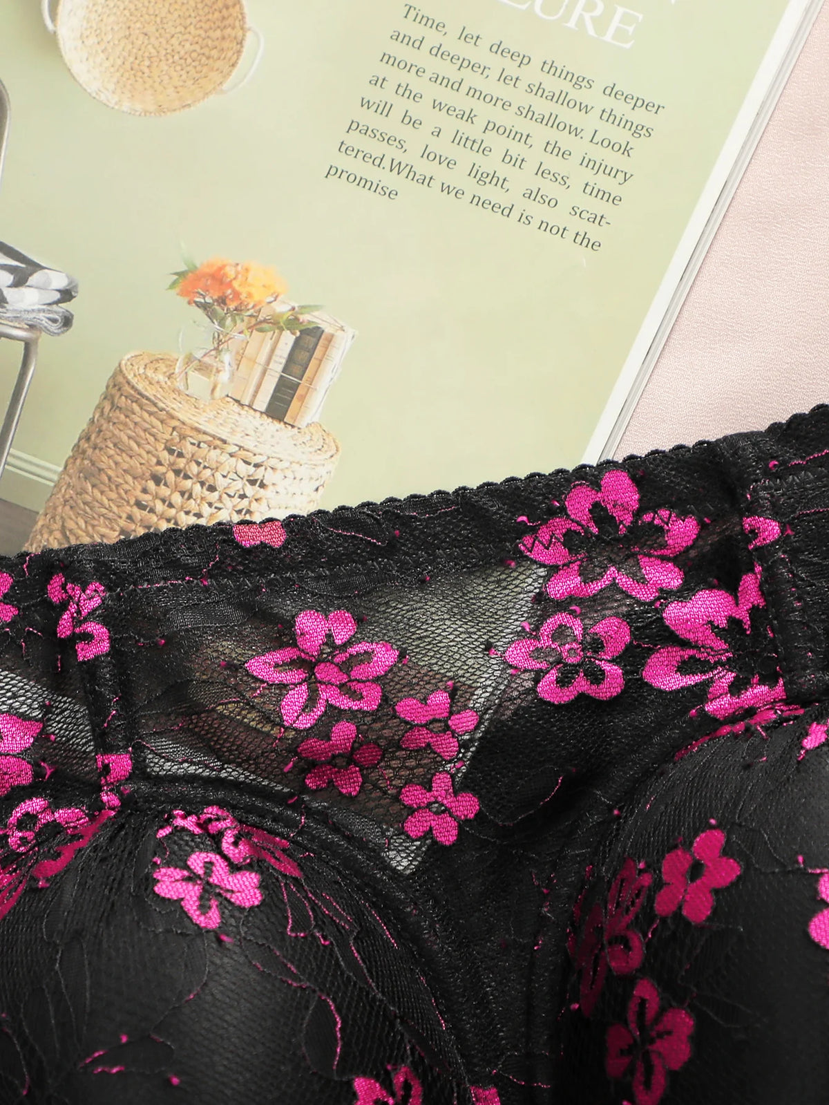 Women's Camouflage Vest Embroidered Sexy Bra Can Be Worn Externally Sexy Waist Tied Sweet And Spicy Lingerie B6131
