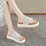 2026Women Beach Slippers New Summer Open Toe Sandals Non Slip Casual Outdoor Flip-flops High Platform Footwear