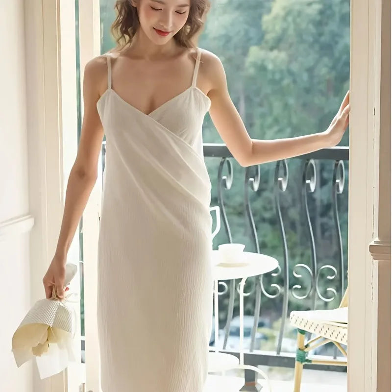 Women Gauze Bath Dress 1pc Black White Contrast Camisole Bathrobe, Soft Absorbent Wearable Bath Towel for Shower Spa Home
