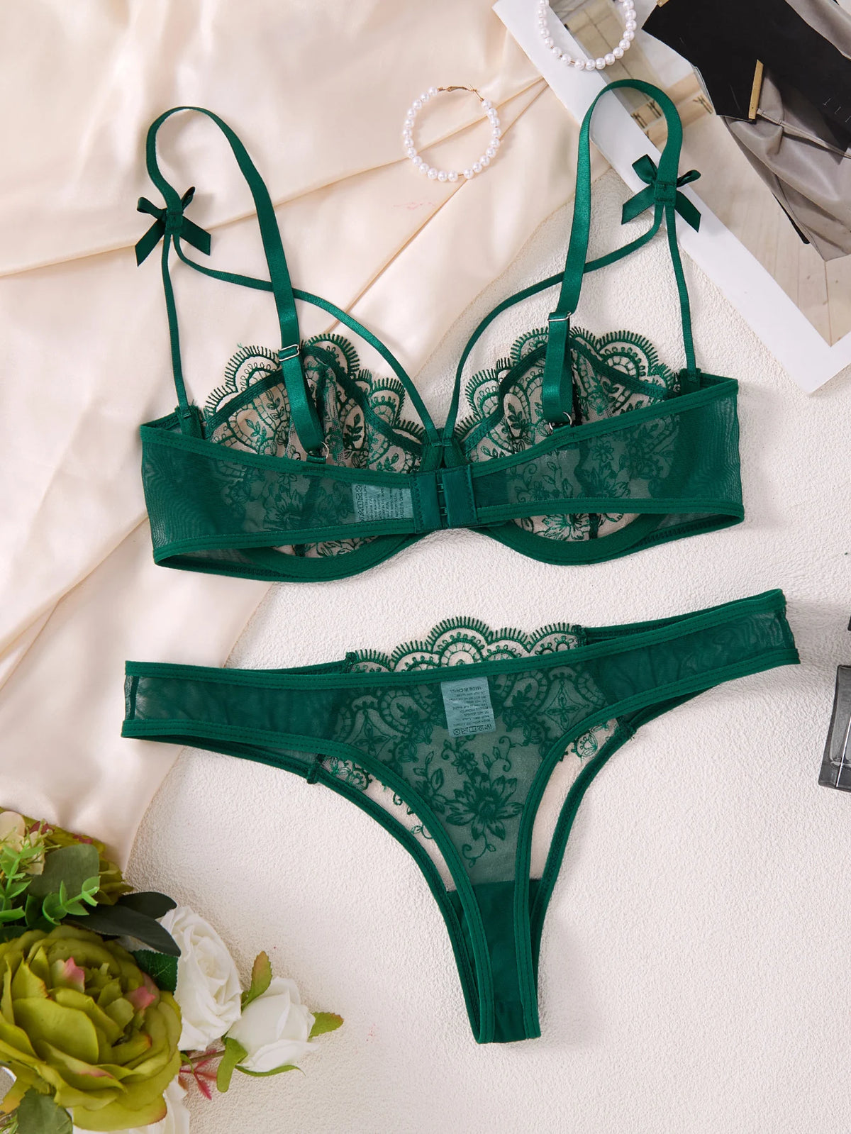Green Floral Lace Lingerie Set Sheer Mesh Underwire Bra With Bow & Thong Women Sexy Underwear ZA824057