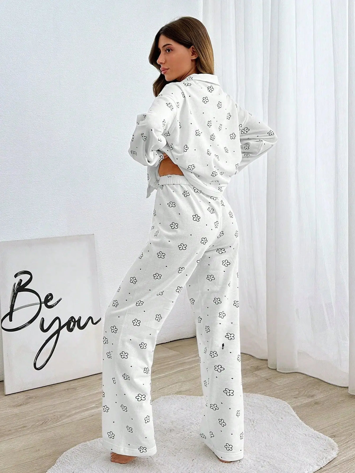 Autumn Winter Floral Printed 2 Piece Pajamas Set Women Soft Long Sleeve T-shirt Tops and Pants Homewear Nightwear Sleepwear