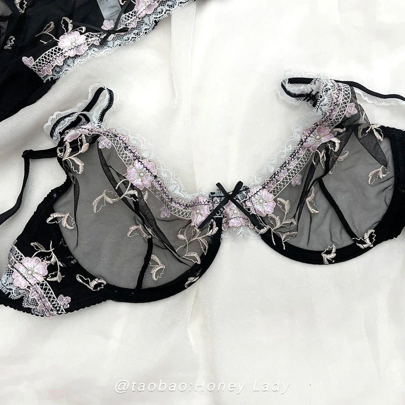 Pure Wind Ultra-thin Lace Underwear Women's Big Chest Small with Underwire Sexy Retraction Breast Support Breathable Bra Set ABC