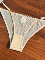 French Style Beige Lace Bra and Panties Set Women Sexy Eyelash Lace Underwear Transparent Mesh Two Piece Lingerieeige