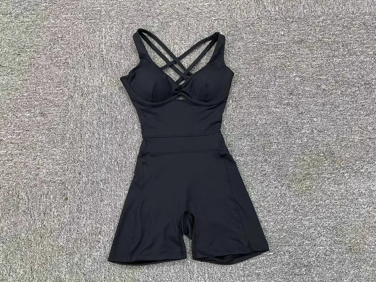 Adjustable double straps Open backV shape back design Scrunch butt No front seam Flatlock InseamRemovable pads BODYSUIT