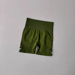 Women's High-Waist Yoga Fitness Shorts Peach Hip Lifting Perforated Elastic Breathable Three-Quarter Length Sporty Shorts