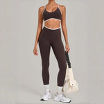 Women's Seamless Yoga Sets Sports Fitness Gym Sleeveless Vest Hip-lifting Slim Fit Pants Suits Running Training Workout Sets