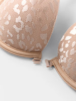 Women's Sexy Front Closure Push Up Bra Seamless Smooth Bra with underwire Makes Chest Look Smaller Lingerie beige