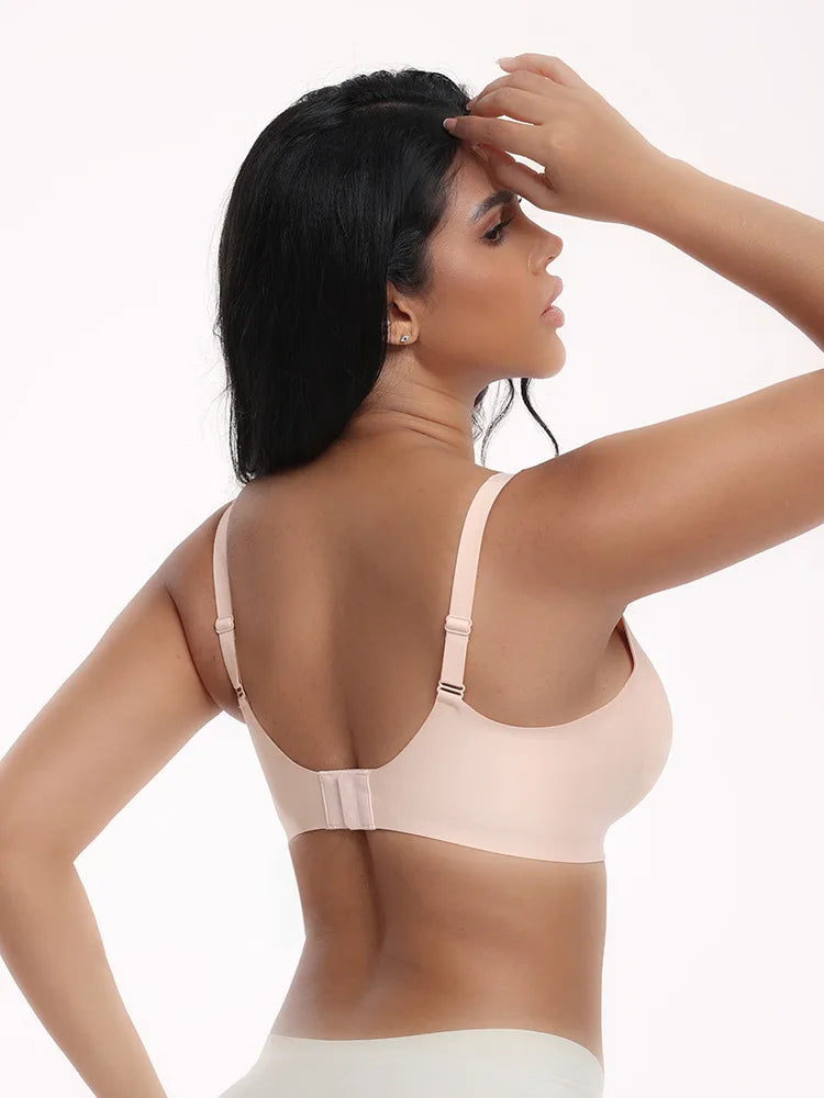Pink Heart Seamless Wire-Free Comfortable Full-Cup Bra with Thin Molded Cups for Breathability and Support Beautiful Push Up Bra