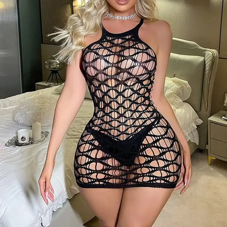 Various sexy mesh outfits, sexy lingerie jumpsuits, cutout halter bodysuits, women's bodystockings