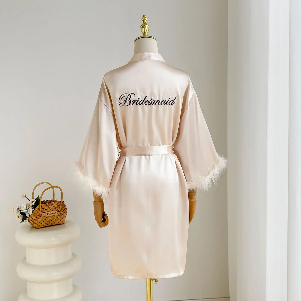 Fashion Satin Robe Female Bathrobe Sexy Lingerie Silk Kimono Bride Dressing Gown Women Sleepwear Furry 3/4 Sleeve Gown Bathrobe