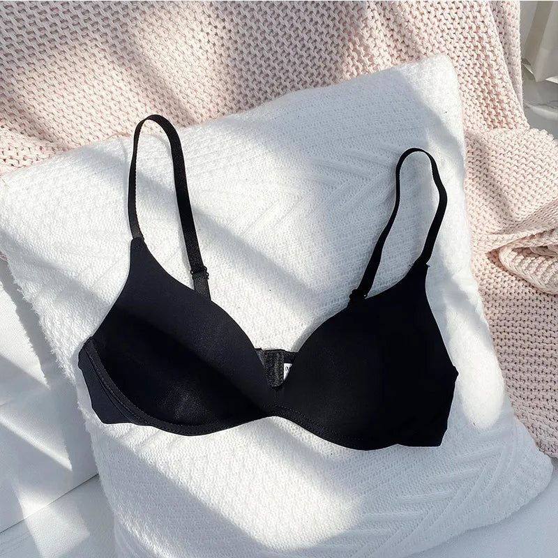 Seamless Wireless Bra, One-piece Smooth Light Breathable Push Up Lingerie, All Season Commute Bra for Teen Girls Small Bust