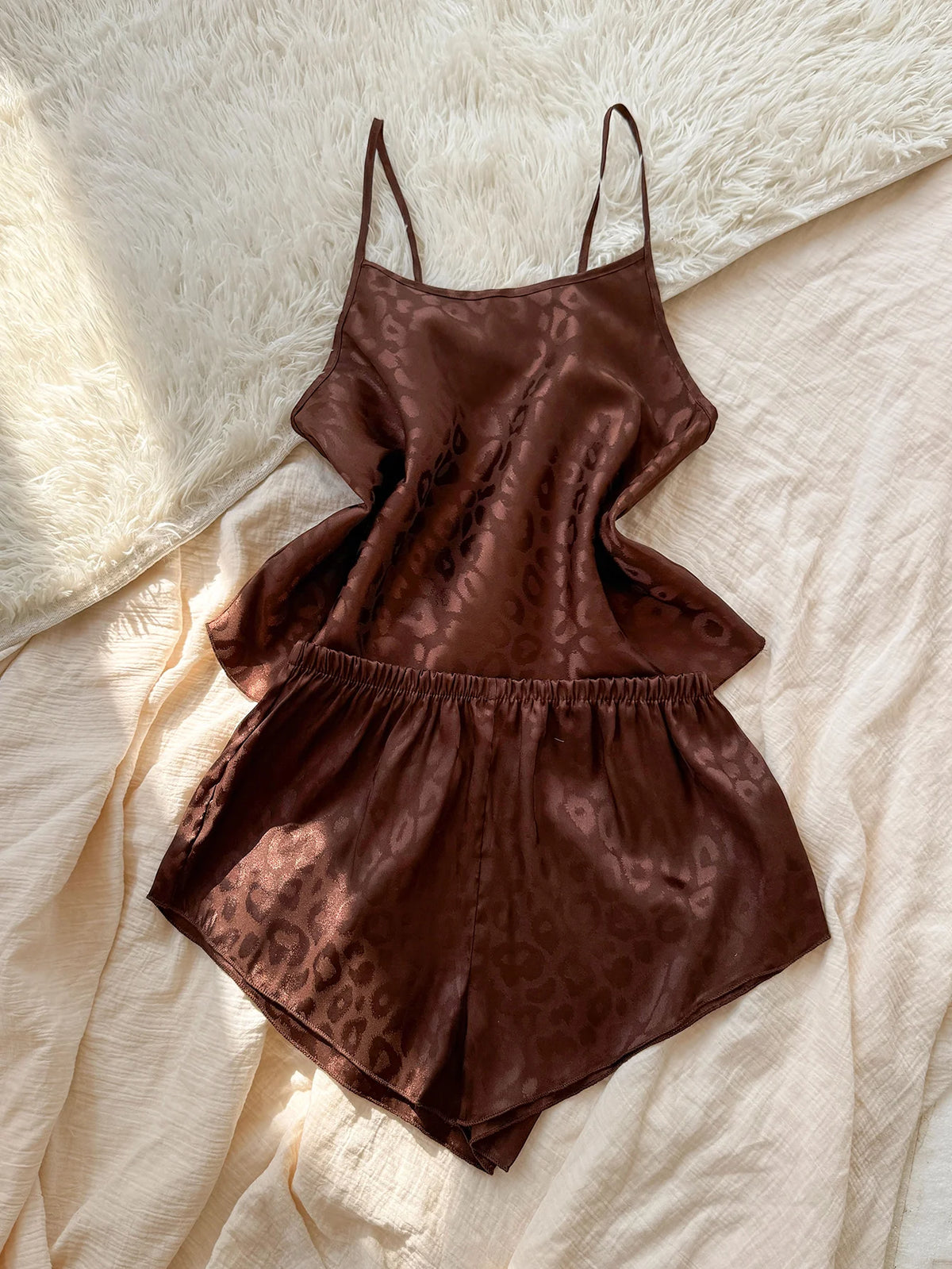 Fashion Leopard PrintWomen Pajamas Set 2 Piece Elegant Sleepwear Round Neck Top Paired with Shorts for Home