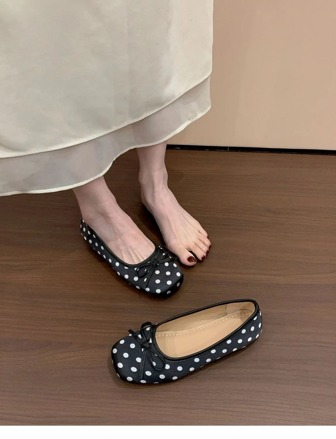 New Butterfly-knot Women Dot Ballet Flats Comfort Square Toe Slip on Shoes Ladies Eelgant Soft Sole Dress Mary Jane Shoes