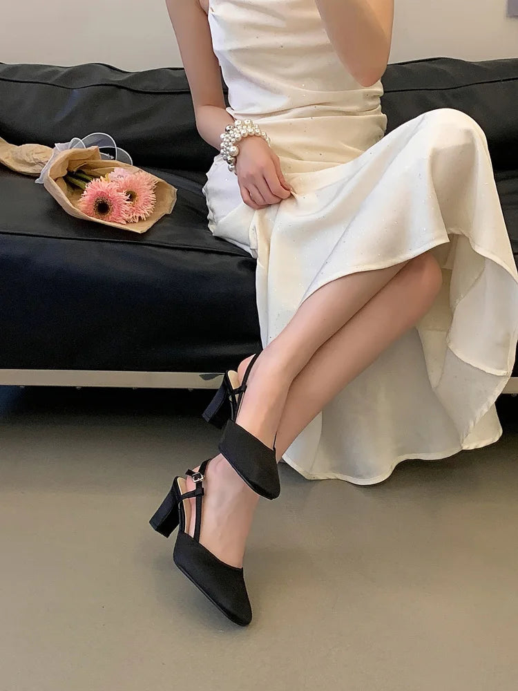 Summer Closed Toe Sandals Buckle Strap Summer Heels Mary Jane Thick Heels French Shallow Lolita Sandals OL Dress Shoes New 2026