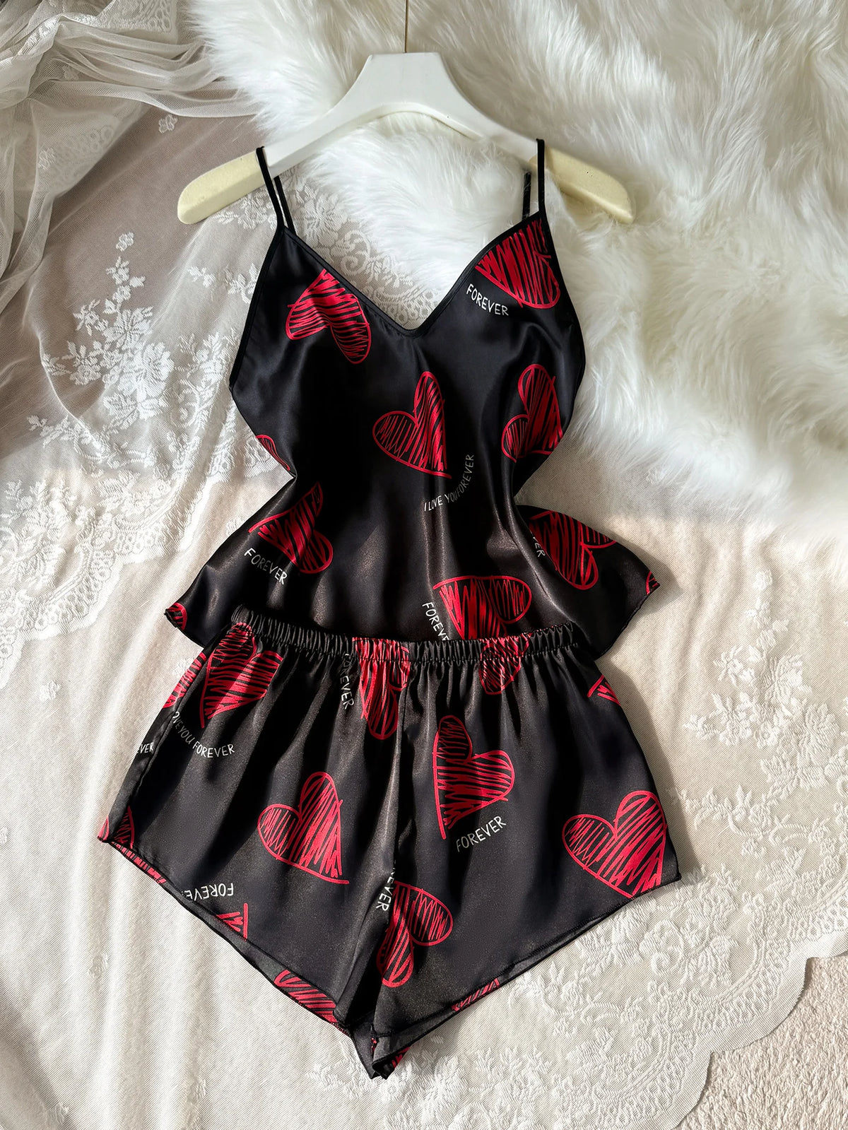 Women Heart Letter Print 2 Piece Pajama Set V Neck Spaghetti Strap Cami Top Elastic Waist Shorts Sweet Fashion Ladies Sleepwear